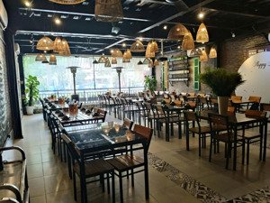 sang nhượng nhà hàng mặt phố trịnh văn bô, xuân phương, dt 128m2, mt 8m, 4 tầng, thông sàn
