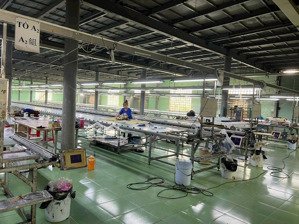 cho thuê nhà xưởng mt đường nguyễn văn khạ, tân an hội củ chi, dt xưởng 2400m2, giá 80tr/tháng