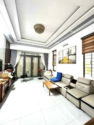 nhà 3 tầng sang xịn cách mt 20 mét, hẻm 1 sẹc thoáng khu dân trí an yên