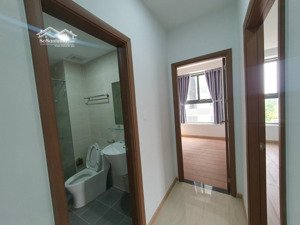 bán nhanh căn góc 57,75m2 tầng trung hướng nam bcons garden ntcb 1ty840.lh 