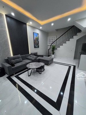 phân lô !! thanh xuân ô tô đỗ cửa - gần hồ đầm hồng - ngõ thoáng rộng 56m2 x 4t full nội thất .