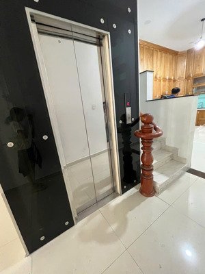 cho thuê nhà nguyên căn đường thành công : dt 4x 16 giá 21 tr/.th lh hưng