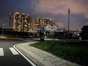 hàng ngộp bán gấp lô 90m2 ngay đ nguyễn lương bằng p phú mỹ q7, 2ty850