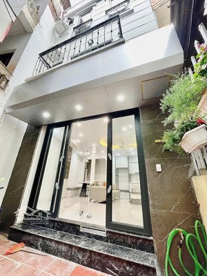 hiếm- 175tr/m2 mỹ đình - có nhà 4 tầng - cách ô tô 20m - trước nhà thoáng sáng - ngõ thông tứ tung