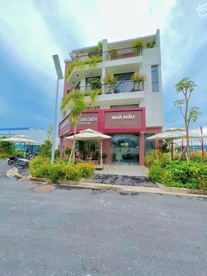 nhà phố bình chánh giá rẻ, chỉ cách q1 30p di chuyển!!!