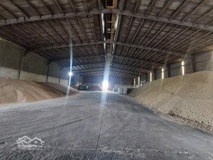 cho thuê xưởng 1800m2 pháp lí chuẩn ngay kcn bàu xéo, trảng bom, đồng nai. lh 