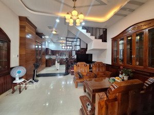 bán nhà 3 tầng hxh 6m, 1/ đỗ xuân hợp, plb. dt 60m2 - 5,2x15m mới đẹp 4pn vào ở ngay.