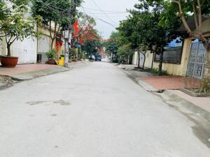 Bán lô đất 2 mặt tiền trước sau 123m Tổ 6 thị trấn An Dương giá chỉ 4,x tỷ LH 0979087664