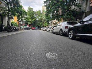 phân lô liền kề nguyễn tuân, đường 3 ô tô tránh, ô tô dừng đỗ, vỉa hè rộng - thang máy. giá 40 tỷ h
