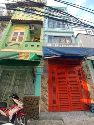 nhà huỳnh khương an ngay chợ gò vấp, kết cấu 4 tầng, hẻm 4m sạch sẽ giá 5tỷ 650 gồm 4 pn