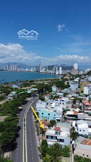 nhân - đất ngang 20,8m mặt tiền phạm văn đồng kề bên bến du thuyền