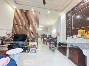 ngợp bank 4.5 tỷ, bán gấp 4.8 tỷ, nhà 2 tầng hoàn công, 77m2, ngang 6.2m ngay lò lu