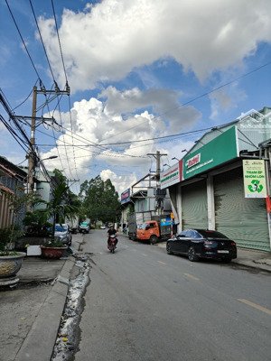 nhà xưởng 8m x 35m mặt tiền thới an 13, quận 12. đường xe công. vị trí vip. giá bán: 11,190 tỷ