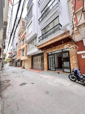 nhà xuân la - ngay kosmo ngoại giao đoàn. 54m2 x 5 tầng thang máy. gara ô tô. ngõ thông. kinh doanh