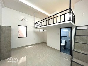 chdv 4,5 triệu có bancon thoáng mát, gác cao tọa lạc ngay nguyễn thị kiểu