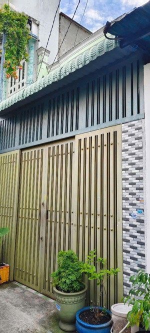 nhà 2 tầng xinh lung linh - hẻm xe hơi thông tứ tung - sát bên chợ hiệp thành - 48 m2 - chỉ 3,4 tỷ