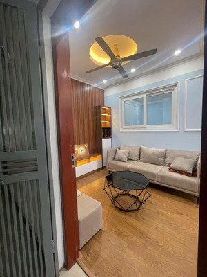 tôi chuyển công tác nên cần sang nhượng căn hộ 2 ngủ, 2vệ sinh tại khu đô thị đại thanh, hà nội