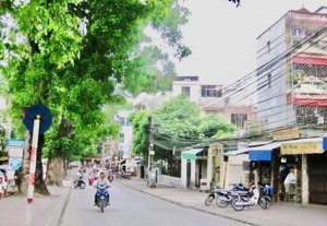 tổ ấm lý tưởng giữa lòng ba đình -ngõ nông-gần phố -dân xây- đầu tư- ngọc hà dt 25m-4tầng- 6,7 tỷ