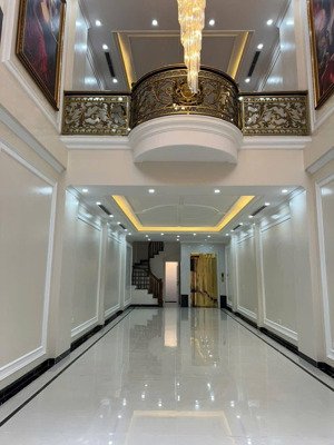 nhanh mới kip, ba la hà đông, 7 tầng, thang máy, kd đỉnh. ô tô 45c đỗ cửa. chỉ 12 tỷ