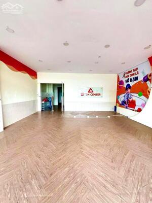 Cho thuê nhà nhà mặt tiền 30 tháng 4 đoạn gần vincom xuân khánh giá dưới 40 triệu