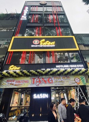 cho thuê nhà mặt tiền đường trần hưng đạo quận 1 diện tích 8x23m, trệt 4 lầu giá 450tr