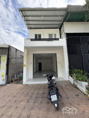 cho thuê nhà mặt tiền đường sông hậu phường cái khế giá 9 triệu