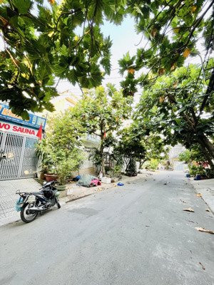 khu hiếm nhà bán - võ văn kiệt - 3 tầng - ngang hiếm 6m x 17m - 4pn khép kín - đường nhựa 10m thông