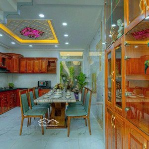 bán nhanh nhà 4,5 tấm đẹp, nội thất cao cấp
