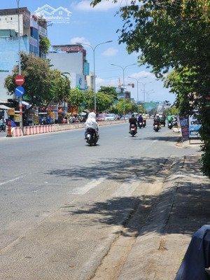 nhà bán mặt tiền đường lê trọng tấn, 4x80m, nhà nát, 33.9 tỷ