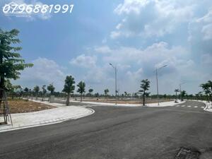 Chính chủ bán lô đất LK1-21 dự án HUD Lương Sơn giá 2,83 tỷ view Sông Bùi, sẵn sổ. Cam kết giá rẻ nhất thị trường