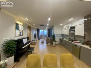 Bán căn hộ cao cấp tòa 17T Hoàng Đạo Thúy – 130m², 3PN, full nội thất – Giá chỉ 9 tỷ