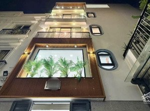 chính chủ bán gấp nhà giá ngộp 4tỷ150/71m2. lê thị riêng - bến thành - quận 1 gần công viên tao đàn