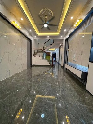 cần bán căn nhà 3 tầng ngõ phố bình lộc - tân bình - tphd cũ. diện tích 69m2 - mt 4m