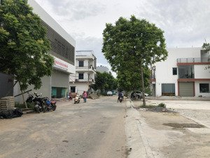 bán kđt phúc hưng, vị trí đẹp, gần công an tỉnh, dt 72m2, giá 4,9 tỷ.