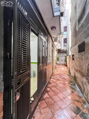 Cho thuê nhà ngõ Giáp Nhị - Hoàng Mai, 30 m2* 4 tầng, 3 ngủ, 2 vệ sinh, 11 Triệu ở 6 người