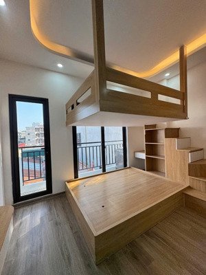 gà đẻ trứng vàng quan nhân -18 phòng khép kín doanh thu trên 80 triệu/tháng- nhà 7 tầng thang máy