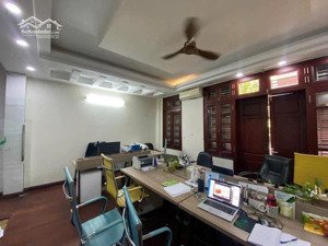 chính chủ cần bán nhà ngõ 114 trung kính, ngõ rộng ô tô tránh, xây dựng 5 tầng, 6m mặt tiền