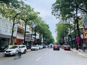 bán nhà mặt phố trung hoà - cầu giấy kđt yên hoà 136m2 cực phẩm cạnh nhiều ngân hàng 84,5 tỷ.