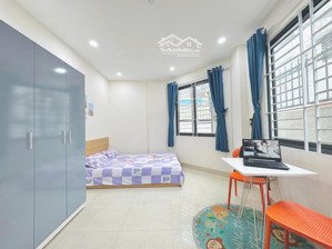 cho thuê studio có cửa sổ trời lớn đón nắng ngay chợ gò vấp,đại học công nghiệp