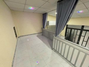 căn hộ (nhà trọ) dịch vụ kiot nằm gần cầu 2 - đồng xoài - full nội thất - cách ql14 khoảng 100m