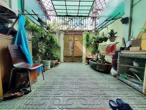 bán nhà đường chương dương linh chiểu thủ đức,63m2 giá chỉ 4,35 tỷ,sổ riêng, để ở hoặc tiện xây mới