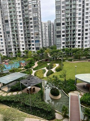 cần tiền bán gấp căn hộ 2pn emerald 71 m2 celadon city