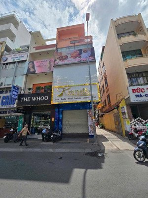 cho thuê căn góc 2mt đường hai bà trưng p. tân định quận 1