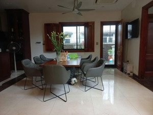 bán nhà 3 tầng 66m2 mt5,5m phố nguyễn chí thanh, ba đình. ô tô tránh,giá 26,2 tỷ