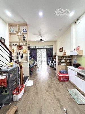 nhà hxh khu phân lô đường gò dầu, ngay lê sát, 46 m2, 4 lầu chỉ 7,09 tỷ.