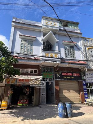 bán nhà mặt phố na12, 13,8 tỷ, 300m2, 30 phòng trọ va 2 kiot thu nhập 50 triệu/ tháng