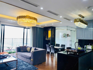 căn hộ chung cư d''capital trần duy hưng cho thuê 2n 2vs đủ đồ 17 triệu/thang