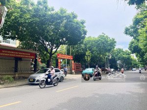 bán nhà c4 52m 2 mặt ngõ tô hiệu hà đông ô tô tránh, kinh doanh giá đầu tư