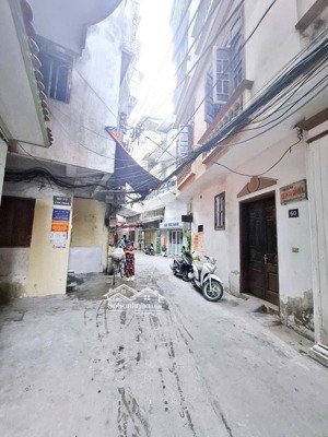 siêu phẩm phố vọng - nhà đẹp dân xây - gần ô tô - gần 3 trường đại học - dt 21m2 - giá chỉ 5.x tỷ