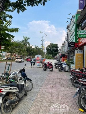 siêu phẩm mặt phố văn phú, phân lô, vỉa hè, đá bóng, gara, ở sang, kinh doanh đỉnh